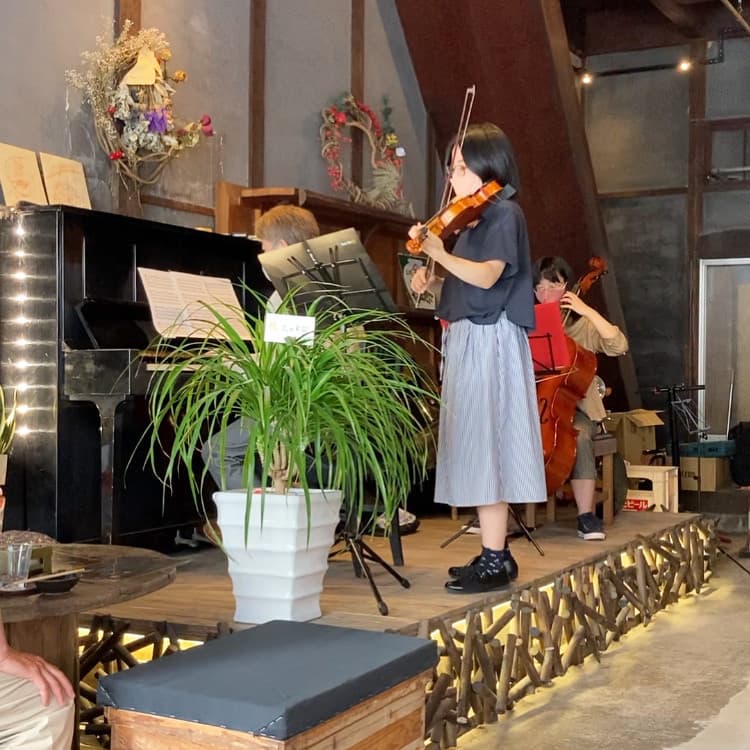 塩カフェで練習してきました